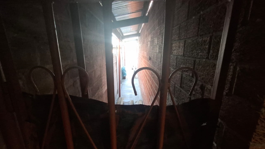 3 Bedroom Property for Sale in Lentegeur Western Cape